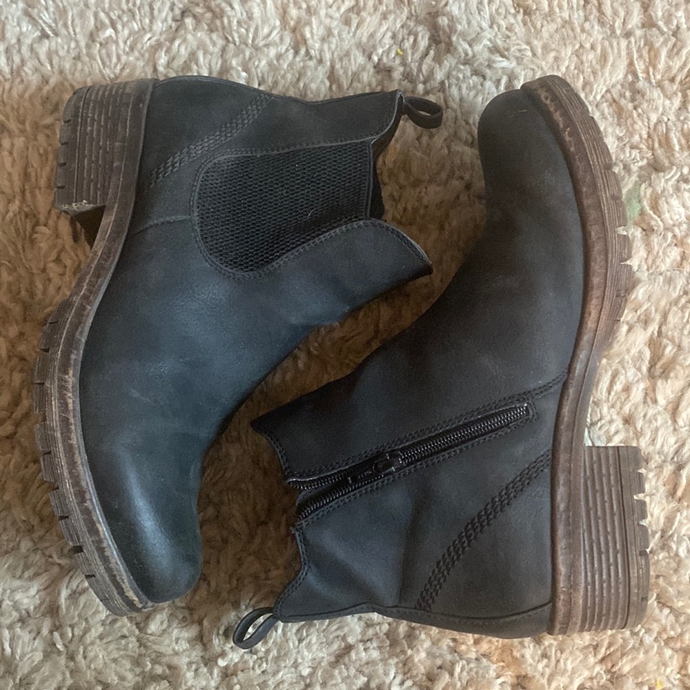 Crown Vintage - Black Ankle Boots